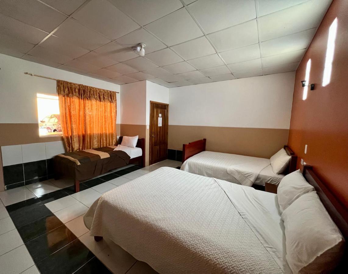 Hostal Alpachaca - New Quito Airport 塔巴贝拉 外观 照片