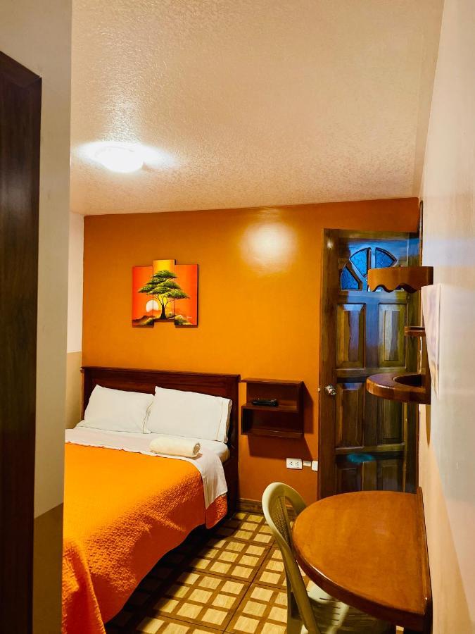 Hostal Alpachaca - New Quito Airport 塔巴贝拉 外观 照片
